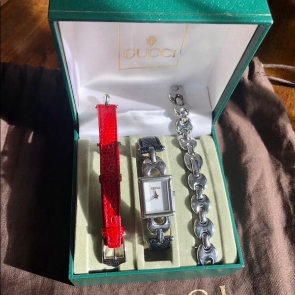 Gucci Accessories - 🌟Authentic Gucci Watch 🌟
